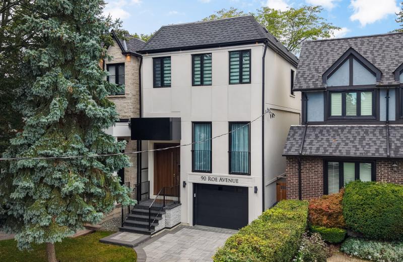 90 Roe Avenue, Toronto, ON M5M 2H7