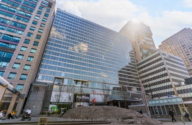 110 Bloor Street W 1206, Toronto, ON M5S 2W7