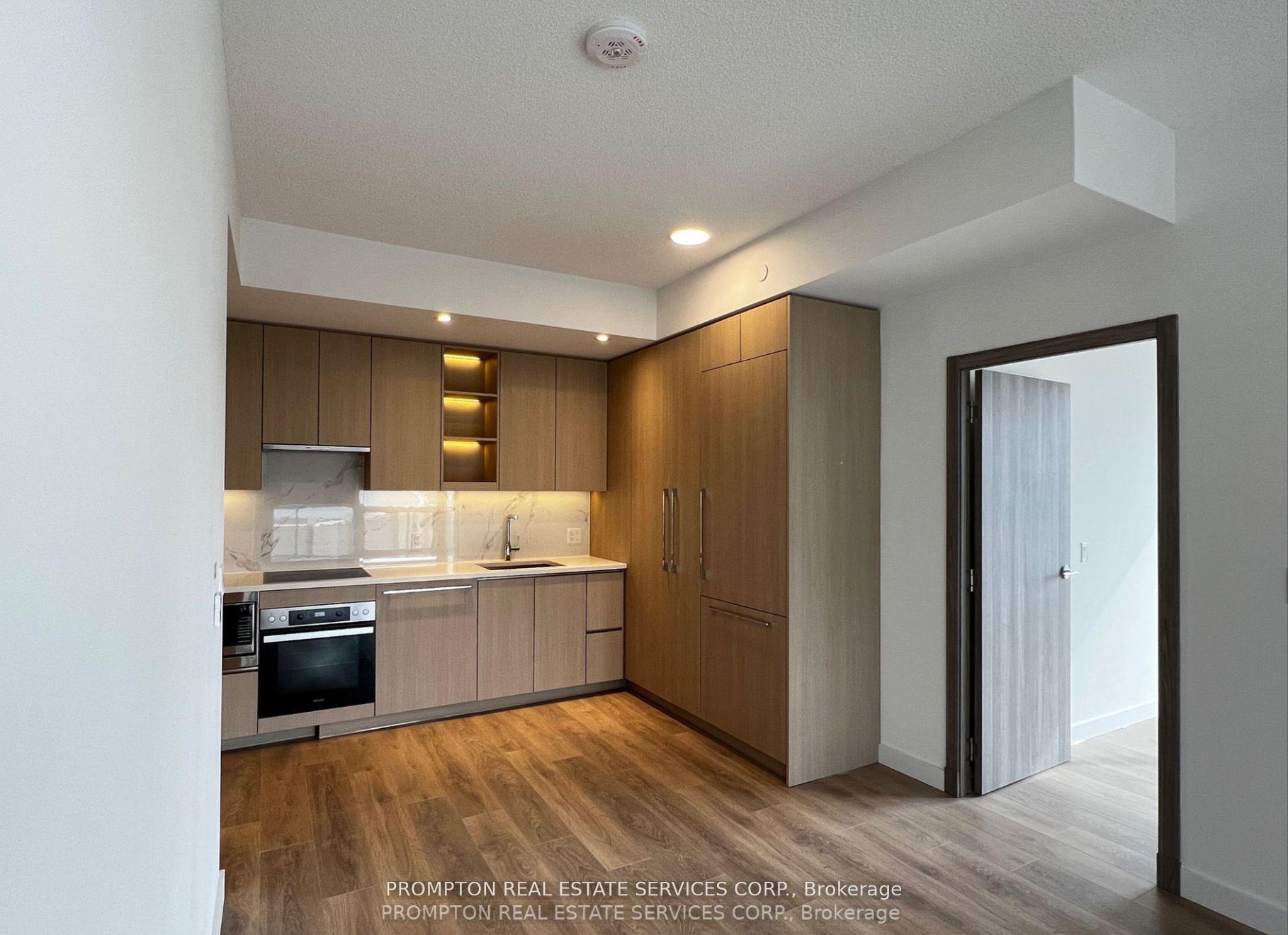 27 McMahon Drive 503, Toronto, ON M2K 0J1