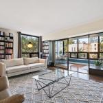 62 Wellesley Street W 304, Toronto, ON M5S 2X3