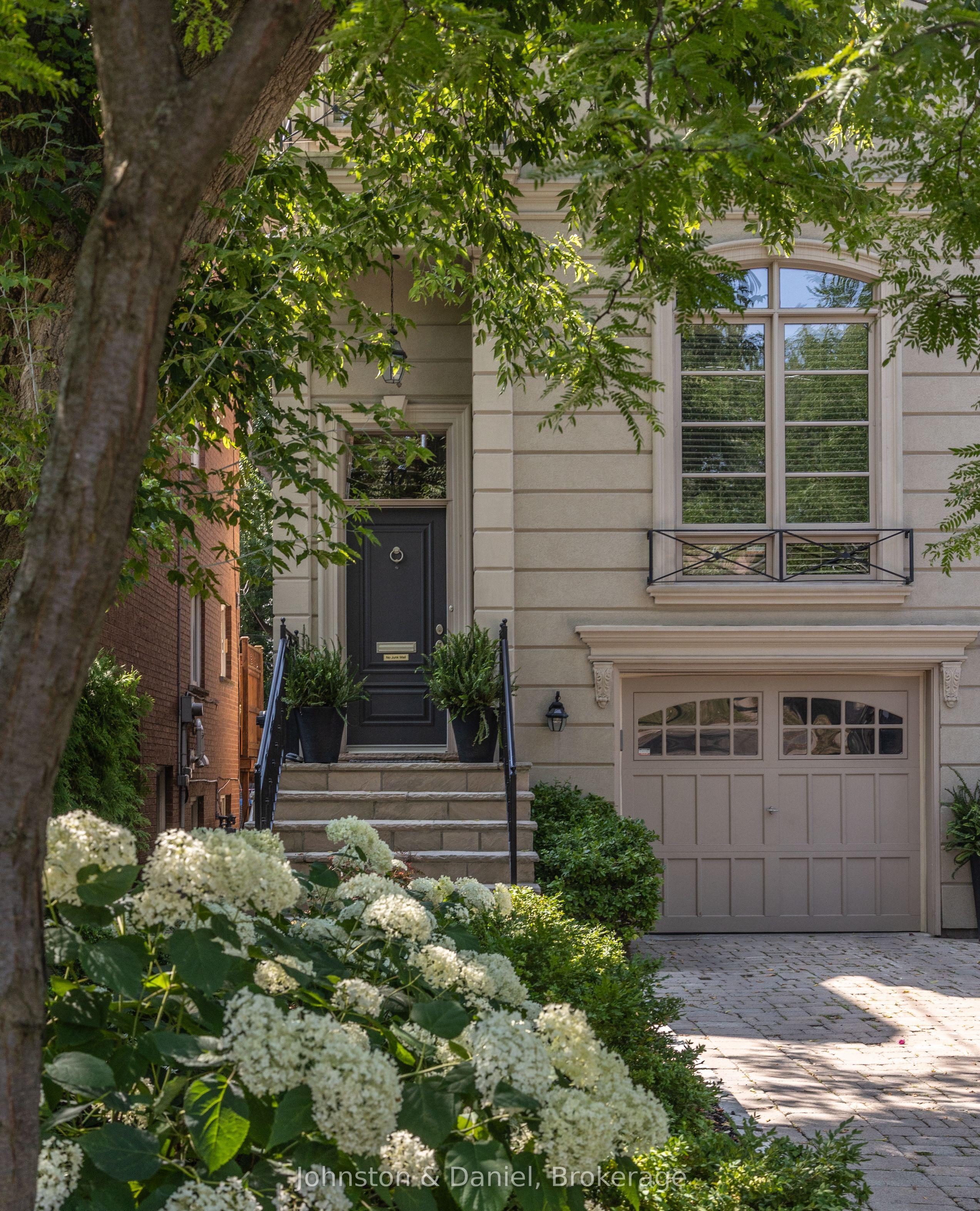 47A Castlefield Avenue, Toronto, ON M4R 1G5