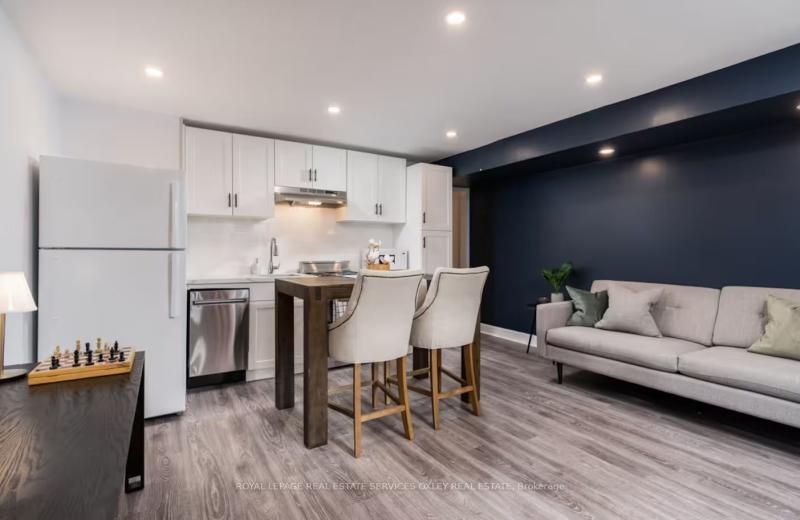 20 Alcina Avenue Lower, Toronto, ON M6G 2E8