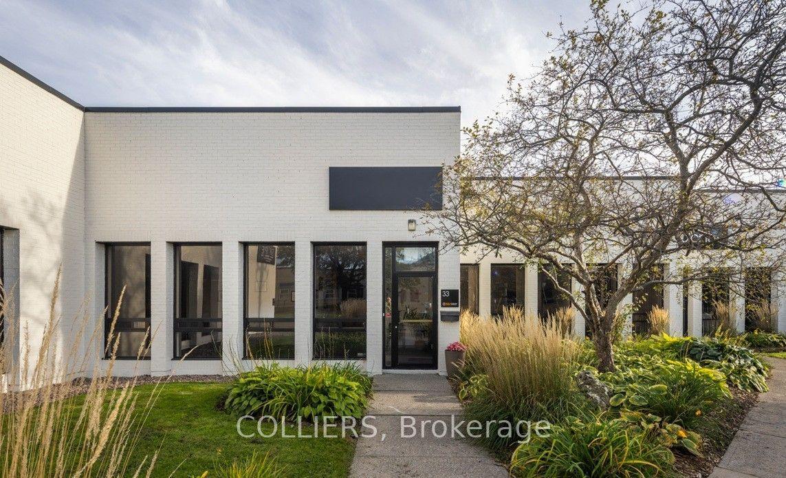 33 Coldwater Road, Toronto, ON L3V 3L2