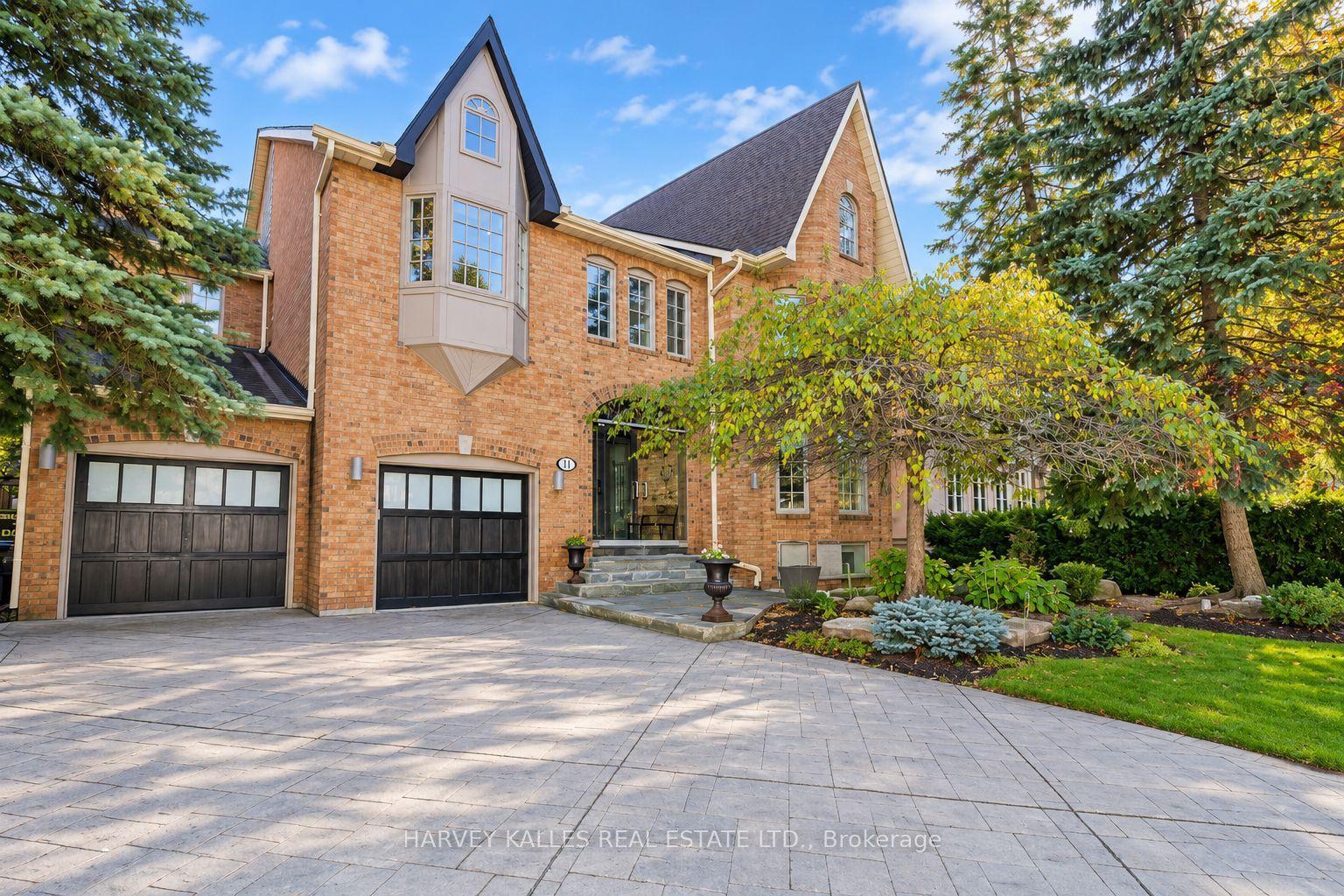 11 York Road, Toronto, ON M2L 1H4