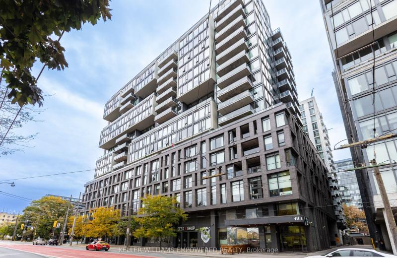 111 Bathurst Street 717, Toronto, ON M5V 0M9