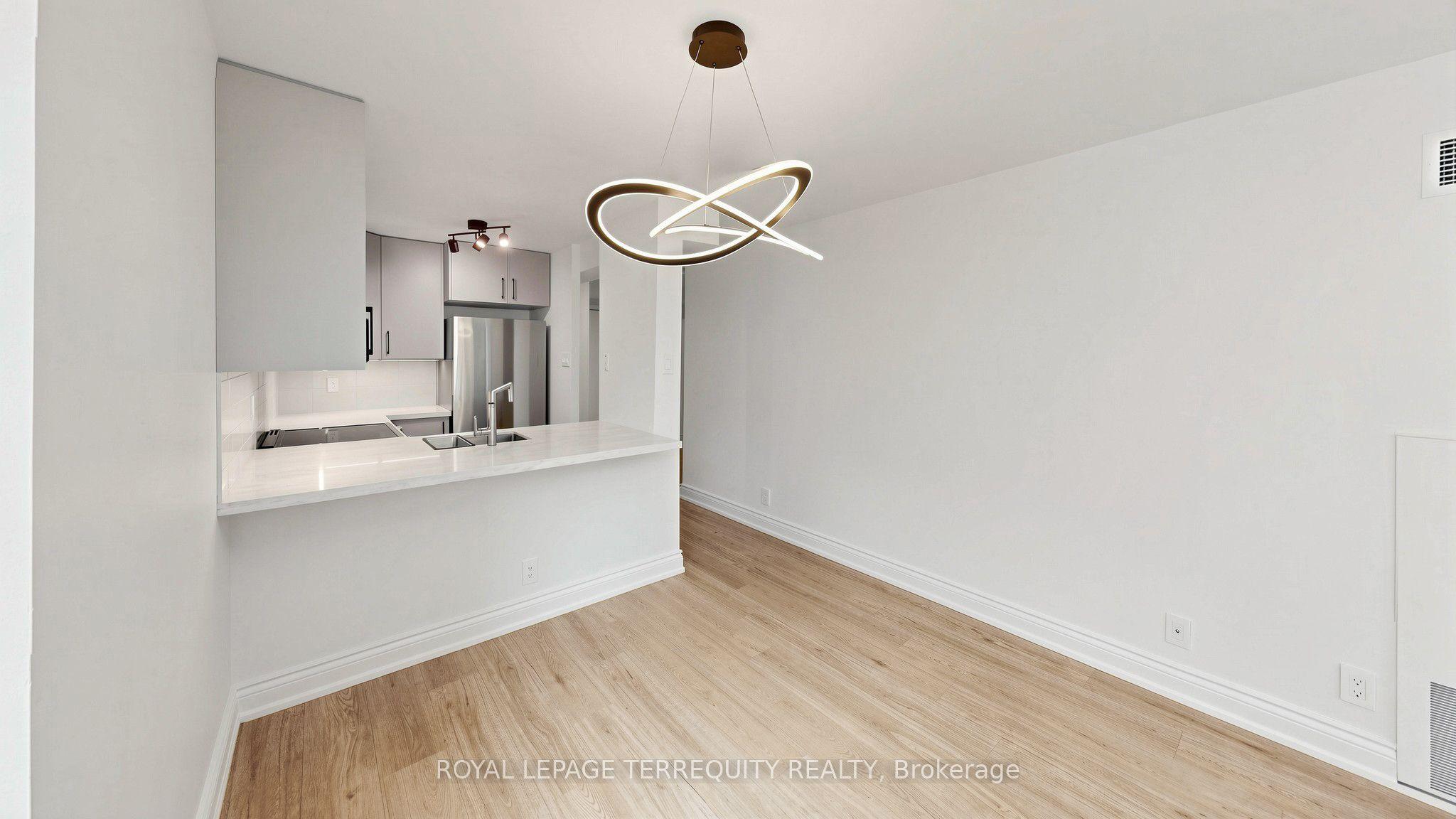 92 King Street E 220, Toronto, ON M5C 2V8