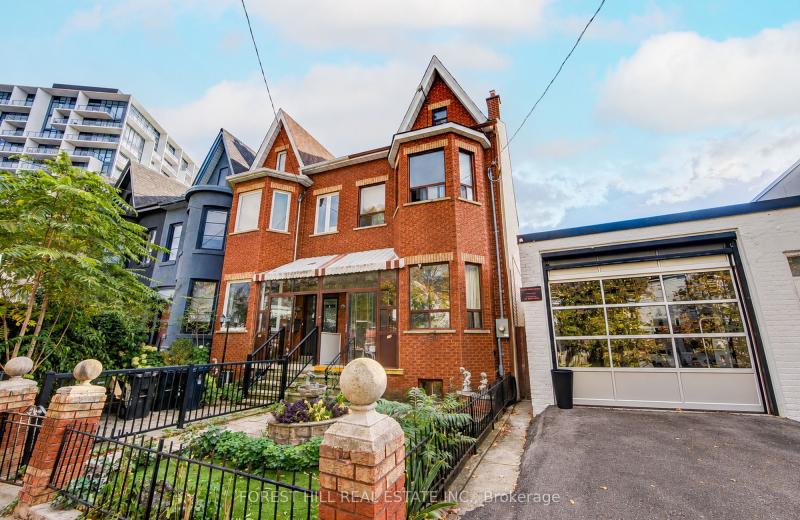 121 Niagara Street, Toronto, ON M5V 1C7