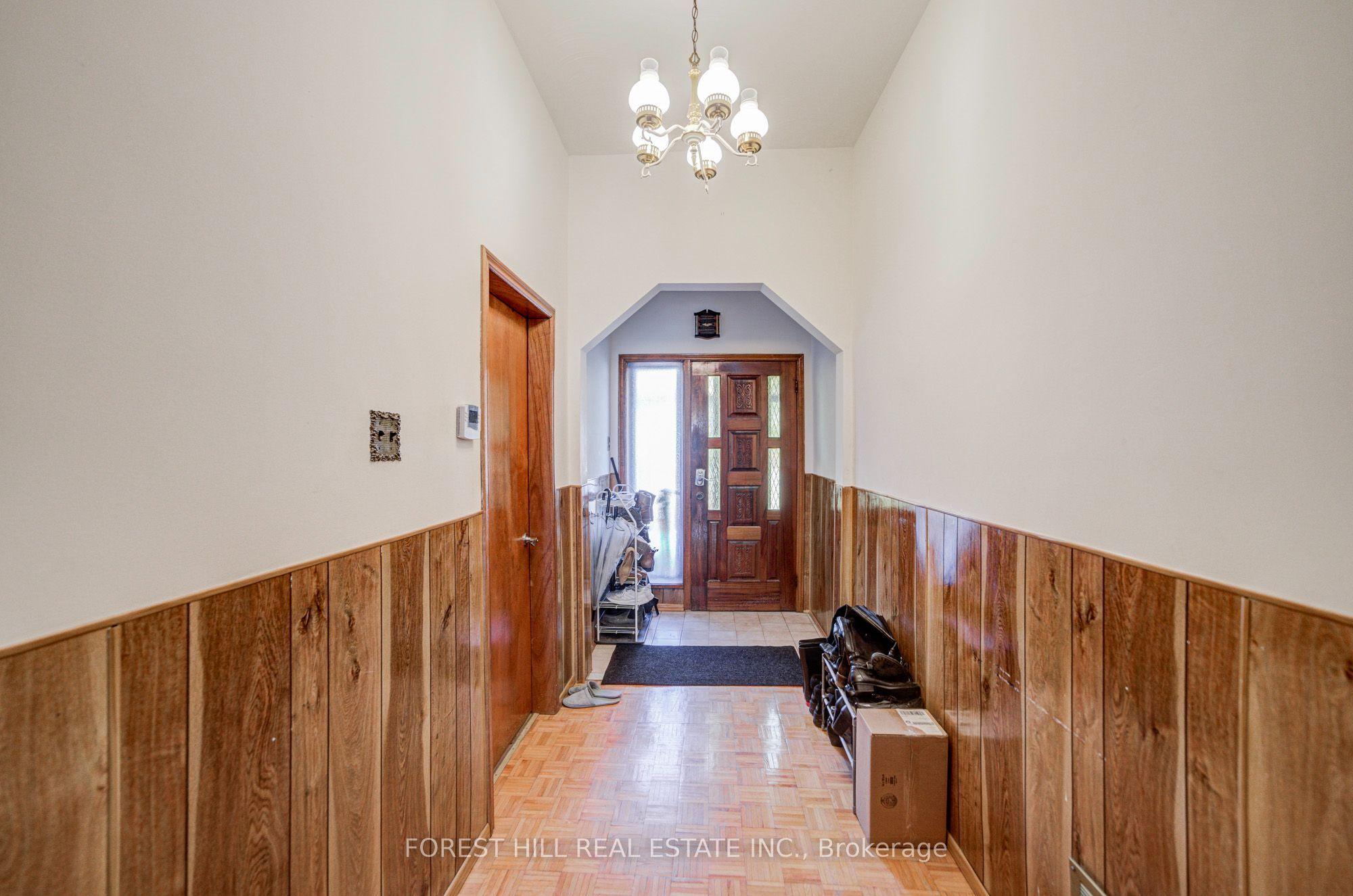 121 Niagara Street, Toronto, ON M5V 1C7