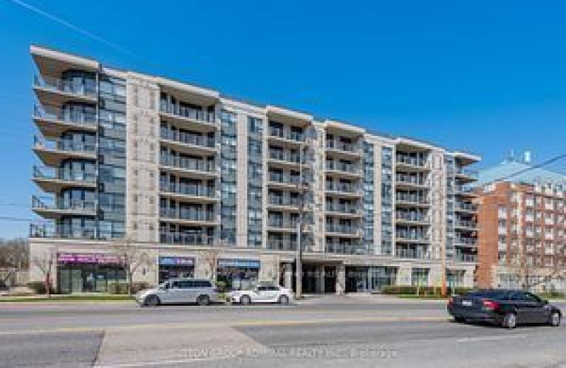 872 Sheppard Ave West Avenue W 502, Toronto, ON M3H 2T5