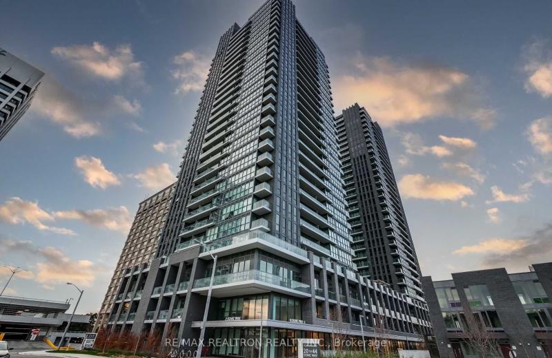 6 Sonic Way, Toronto, ON M3C 0P1