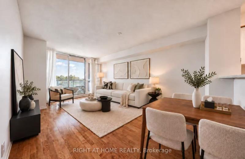 28 Pemberton Avenue 706, Toronto, ON M2M 4L1