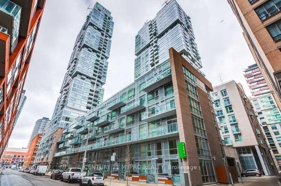 30 Nelson Street 2306, Toronto, ON M5V 0H5