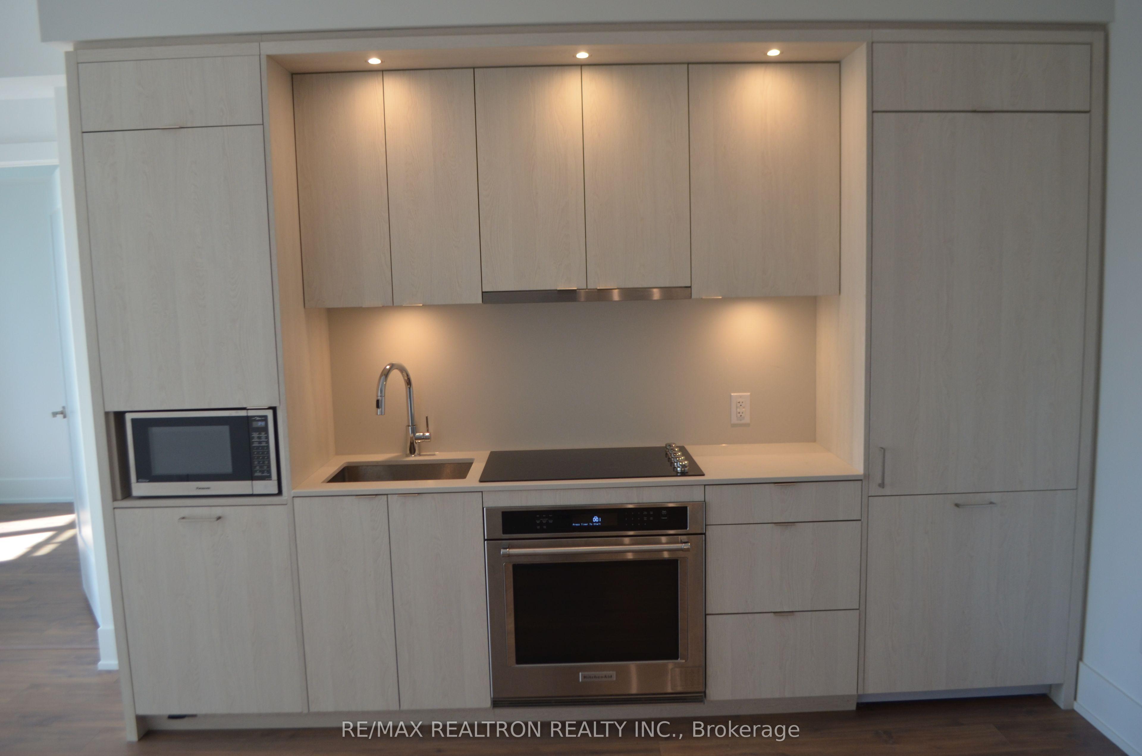 480 Front Street W 903, Toronto, ON M5V 0V5