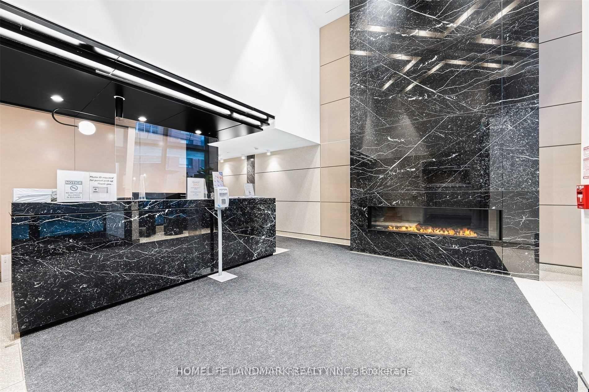 2A Church Street 605, Toronto, ON M5E 0E1