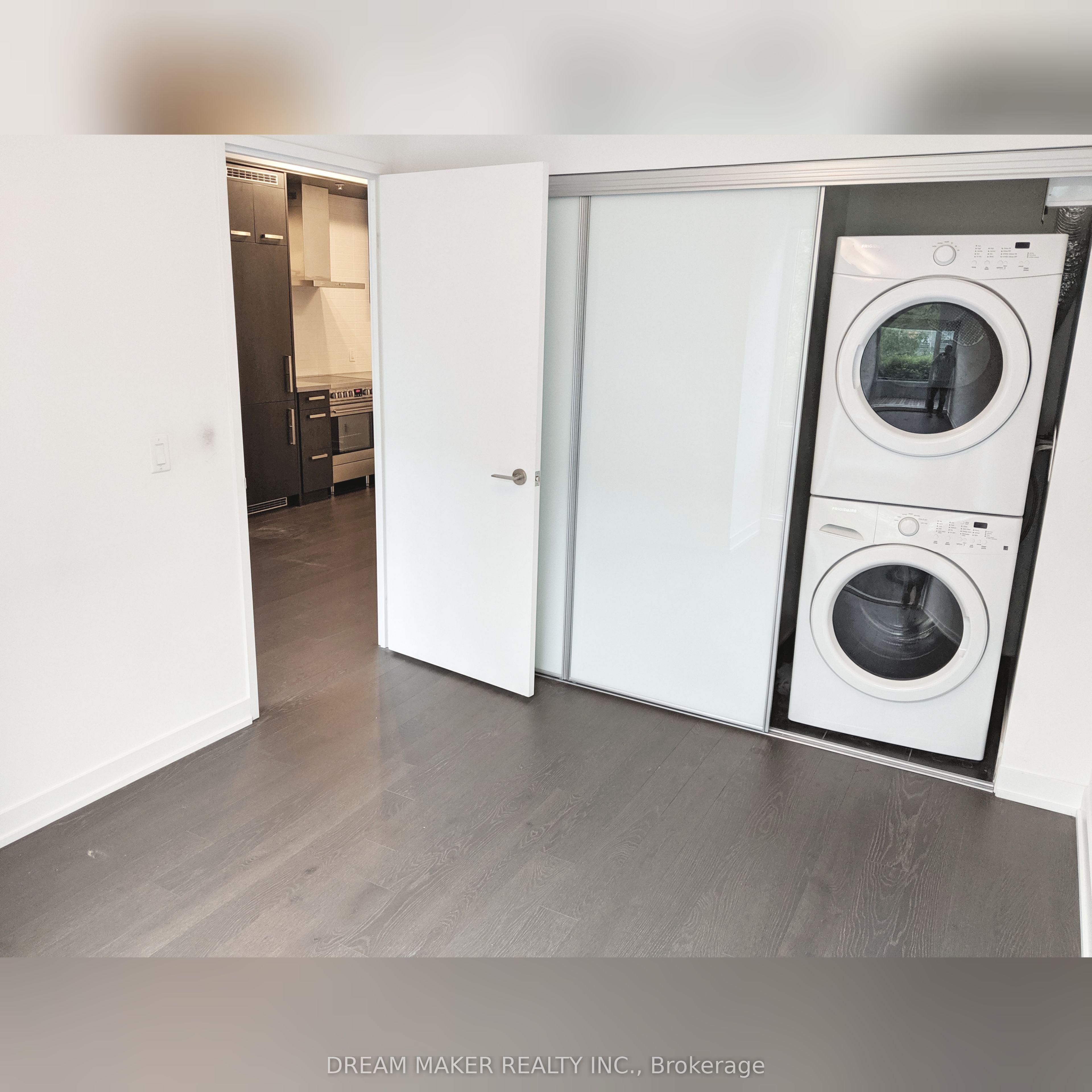 455 Front Street E 4, Toronto, ON M5A 0G2