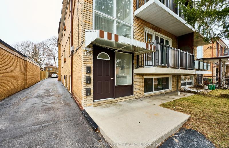 156 Overbrook Place 2, Toronto, ON M3H 4P9