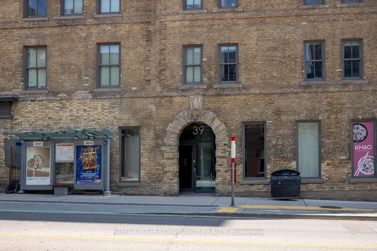 39 Sherbourne Street 1008, Toronto, ON M5A 1K2