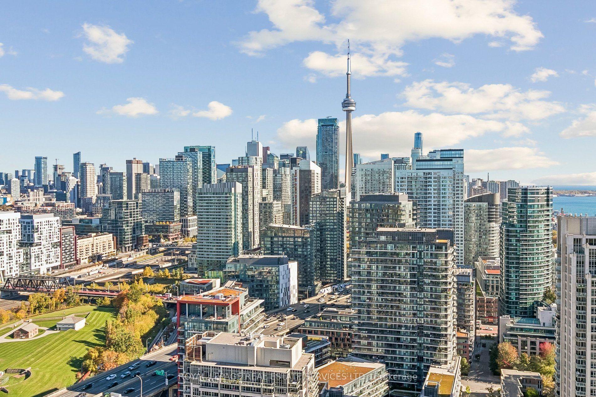215 Fort York Boulevard 3612, Toronto, ON M5V 4A2