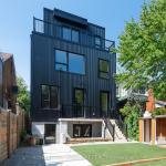 7 Earnscliffe Road 1, Toronto, ON M6E 1J4