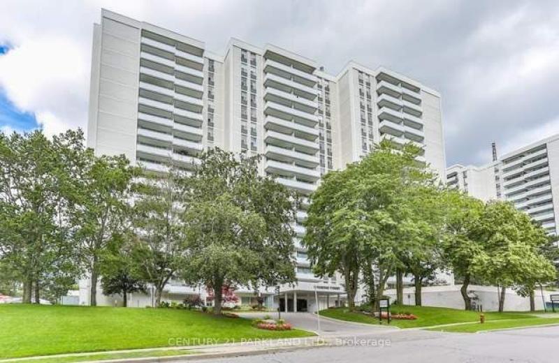 10 Parkway Forest Drive 503, Toronto, ON M2J 1L3