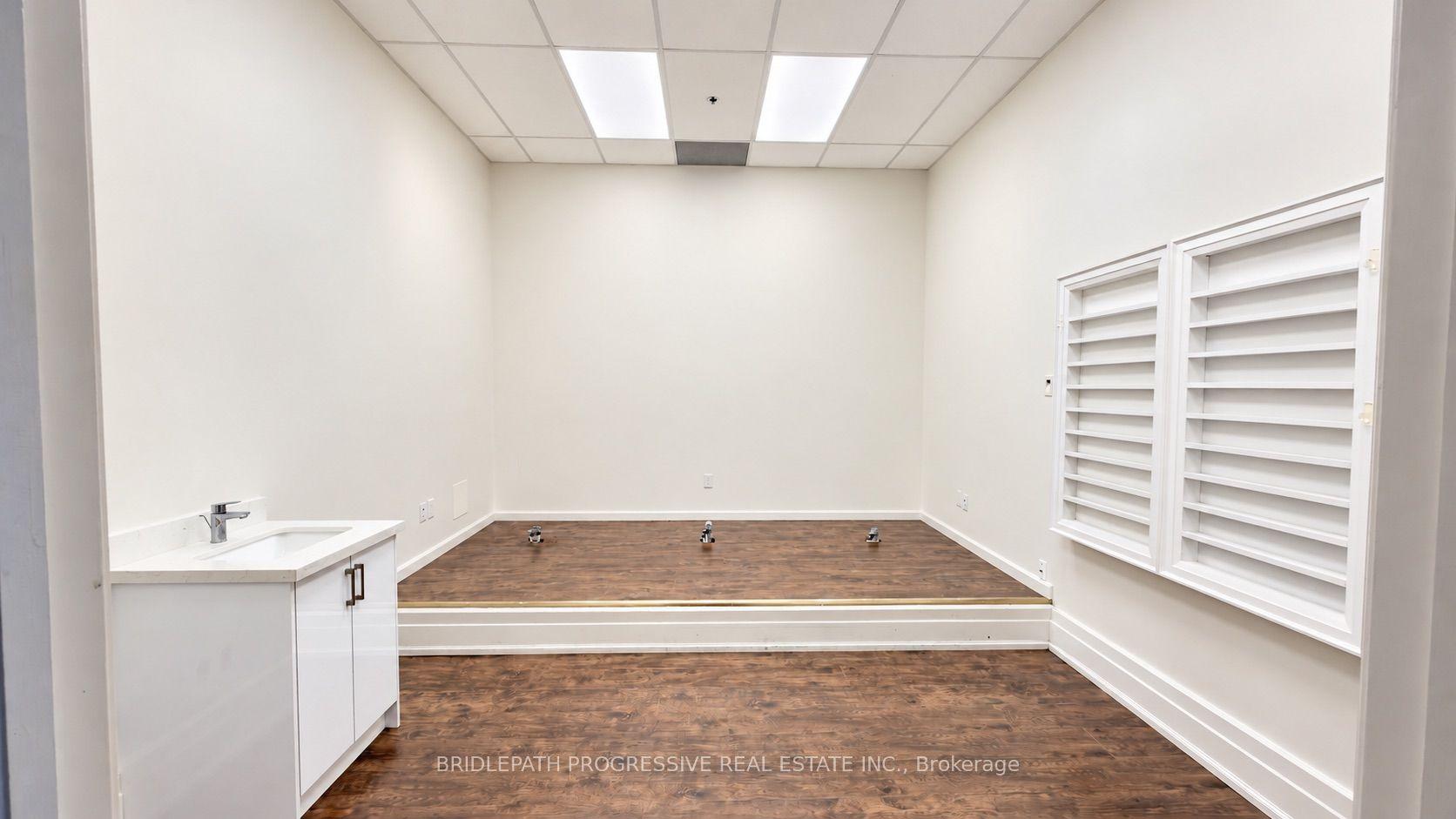 678 Sheppard Avenue E H, Toronto, ON M2K 1B7