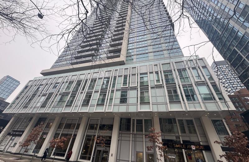 77 Mutual Street 2103, Toronto, ON M5B 0B9