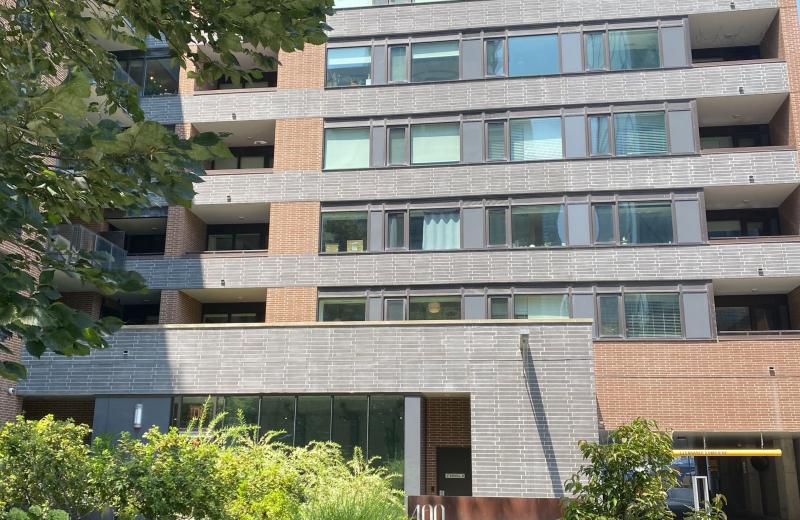 400 Wellington Street W 804, Toronto, ON M5V 0B5