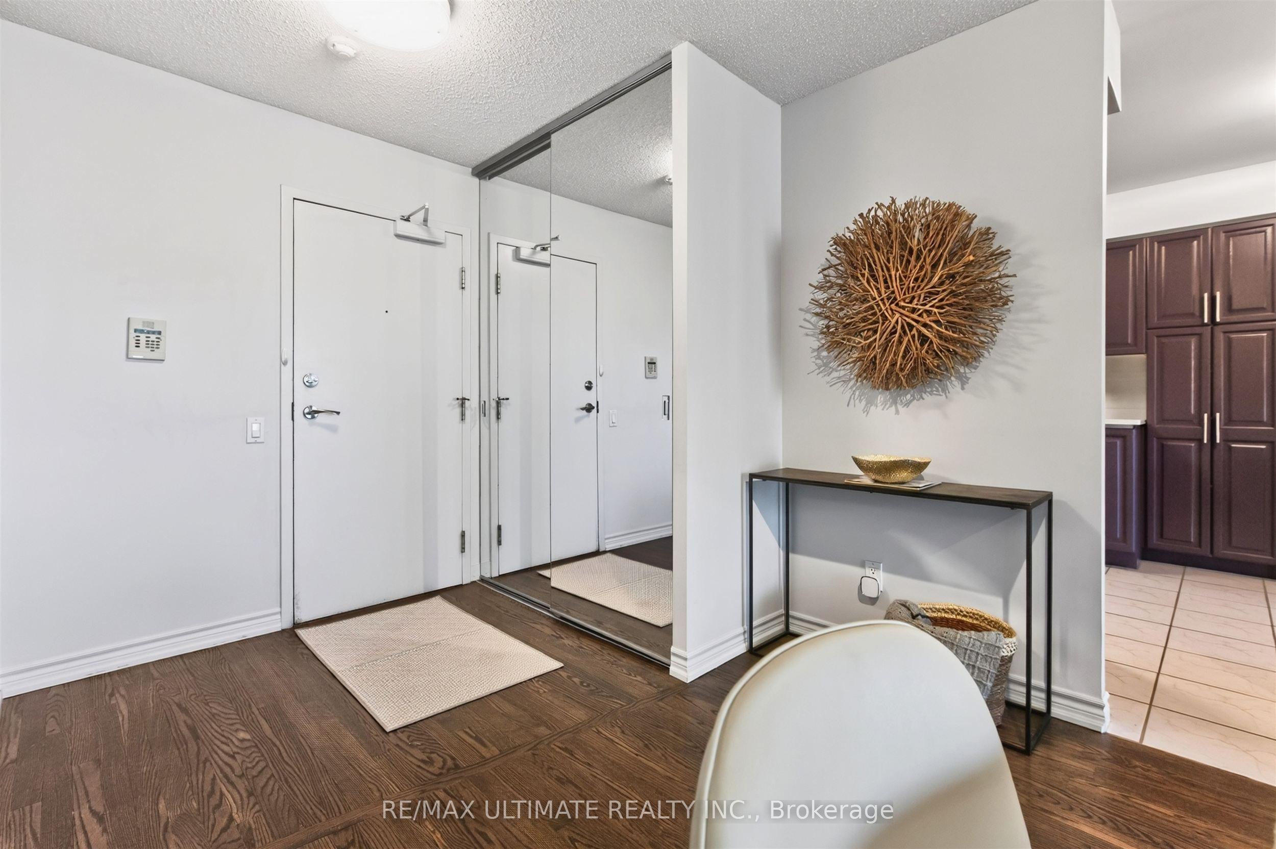 8 Covington Road 808, Toronto, ON M6A 3E5