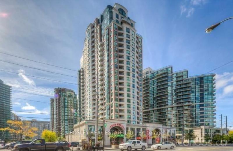 7 Lorraine Drive 801, Toronto, ON M2N 7H2