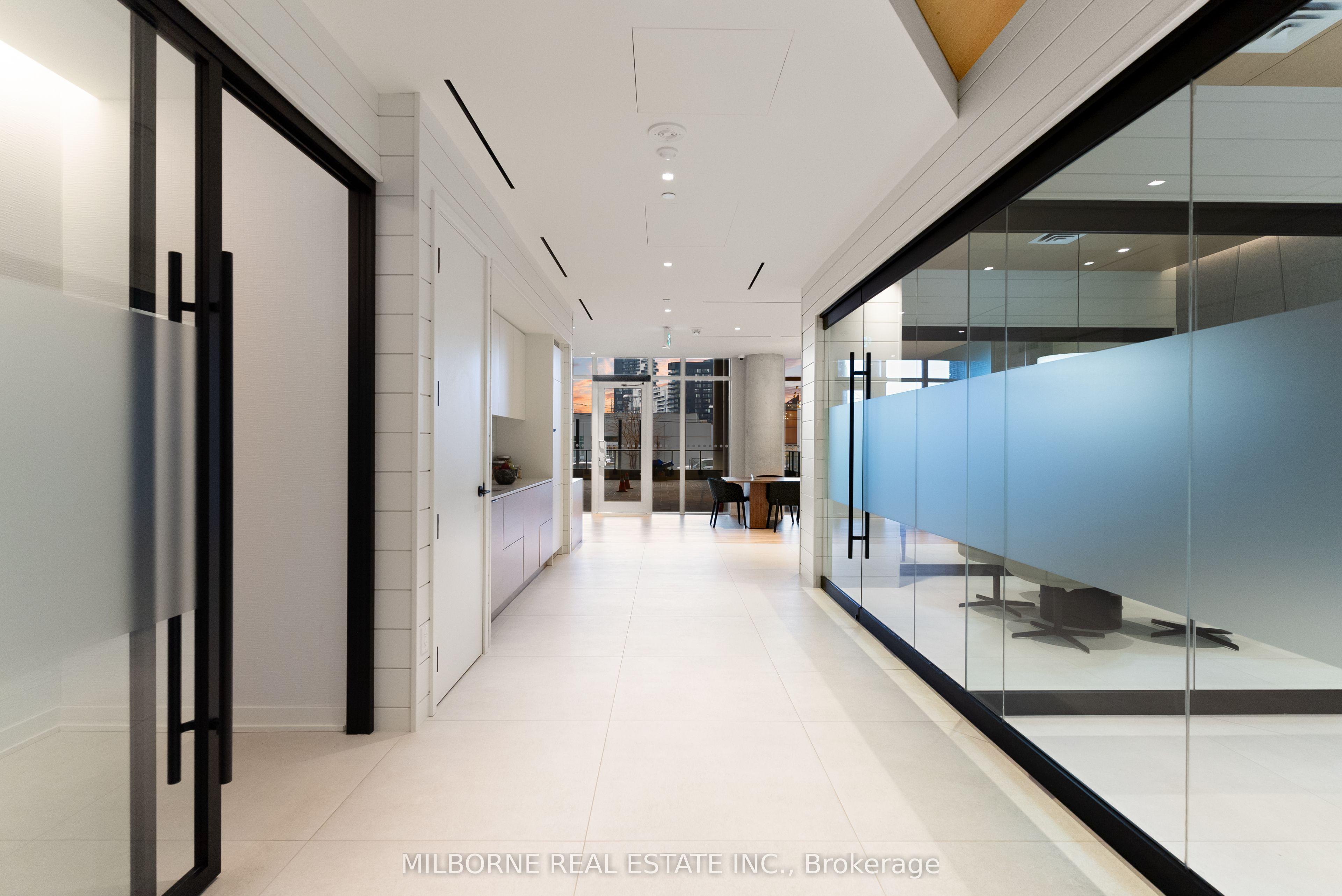 5 Defries Street TH11, Toronto, ON M5A 0W7