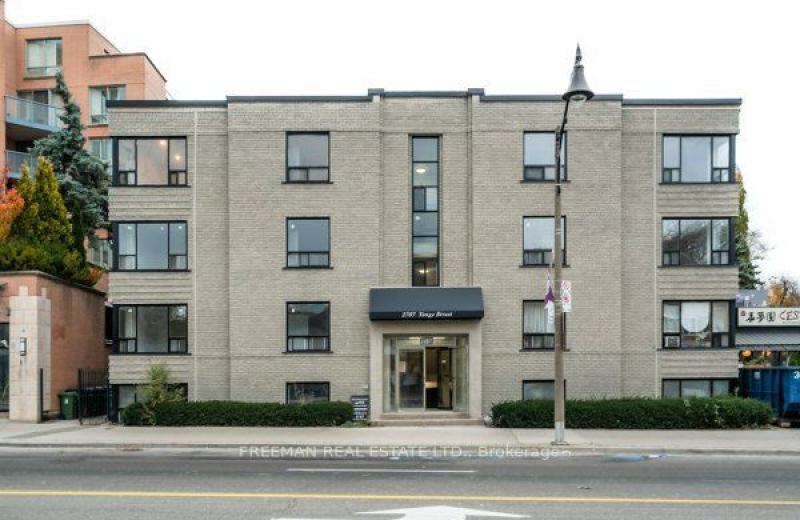 2707 Yonge Street 305, Toronto, ON M4N 2H8