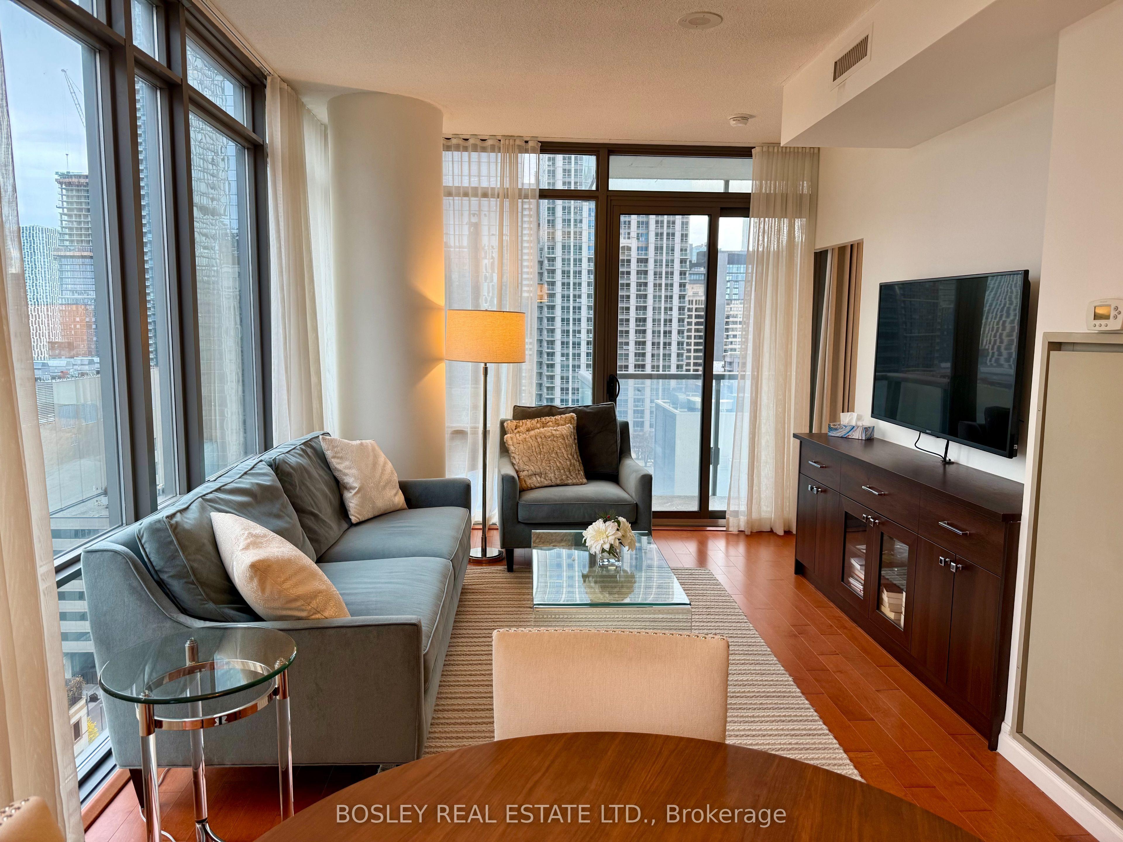 38 Grenville Street 2107, Toronto, ON M4Y 1A5