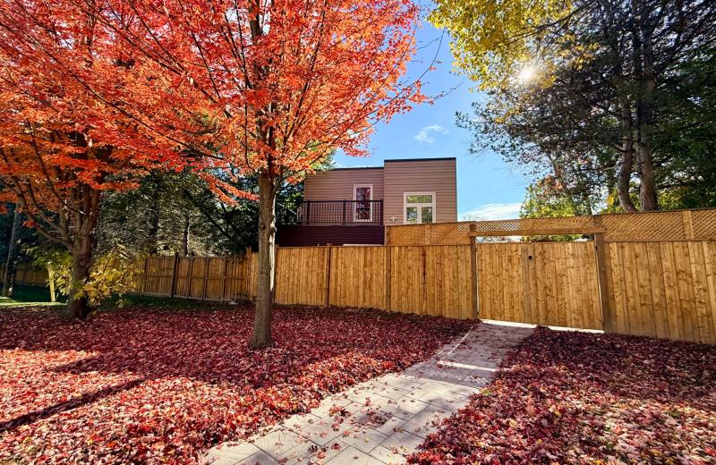 48R Bradgate Road, Toronto, ON M3B 1J8