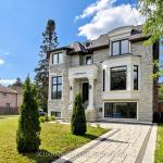 64 Risebrough Avenue, Toronto, ON M2M 2E3