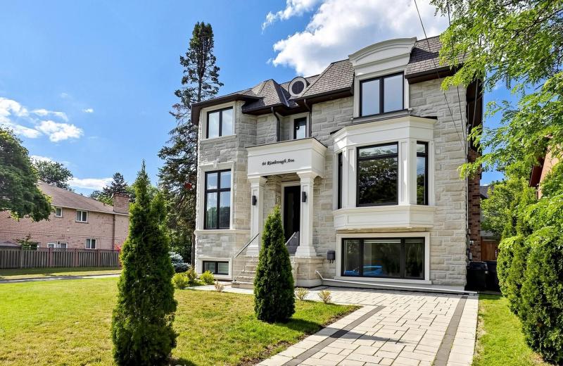 64 Risebrough Avenue, Toronto, ON M2M 2E3