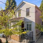 26 Bishop Street, Toronto, ON M5R 1N2