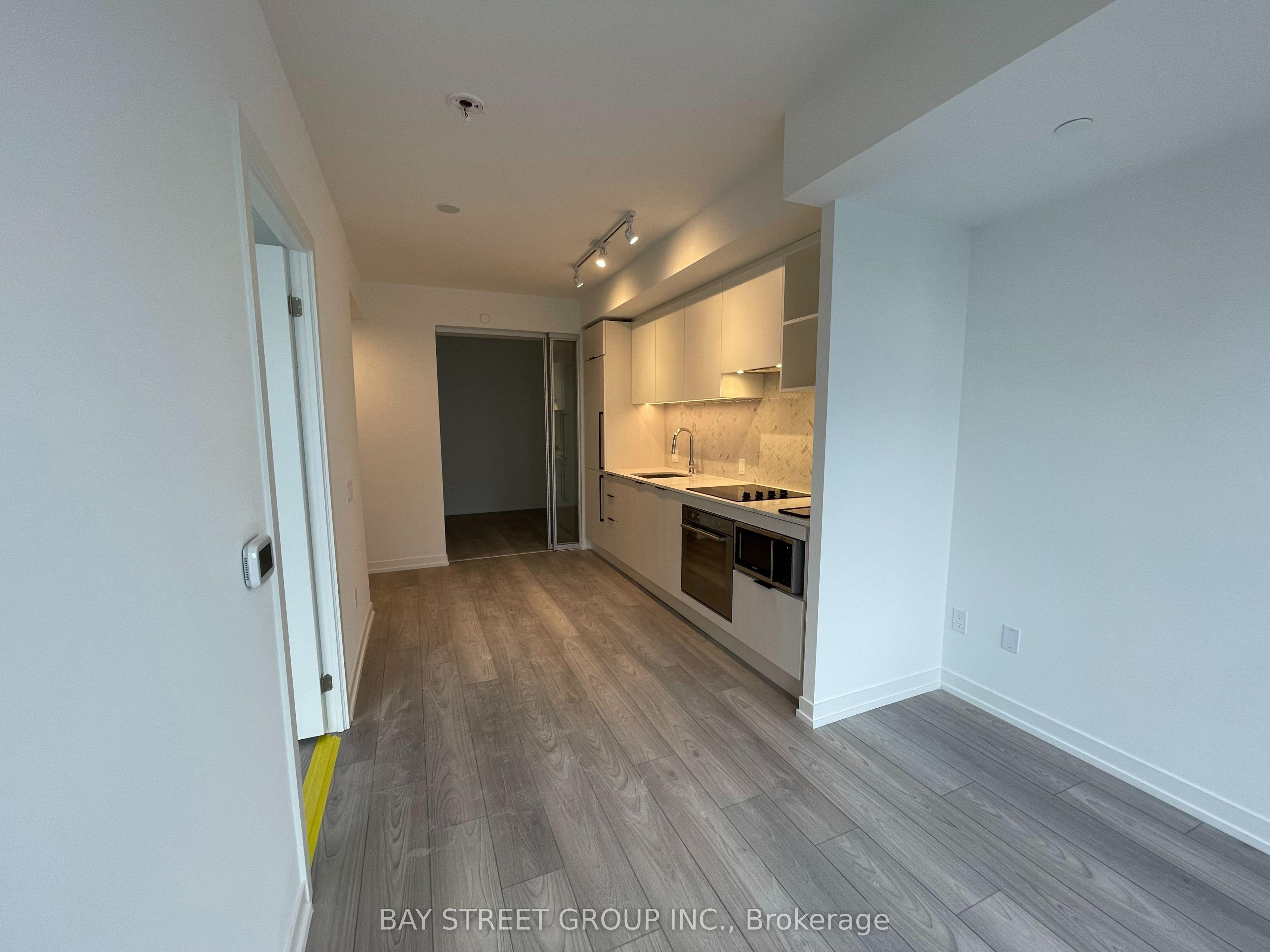 82 Dalhousie Street 2701, Toronto, ON M5B 0C5