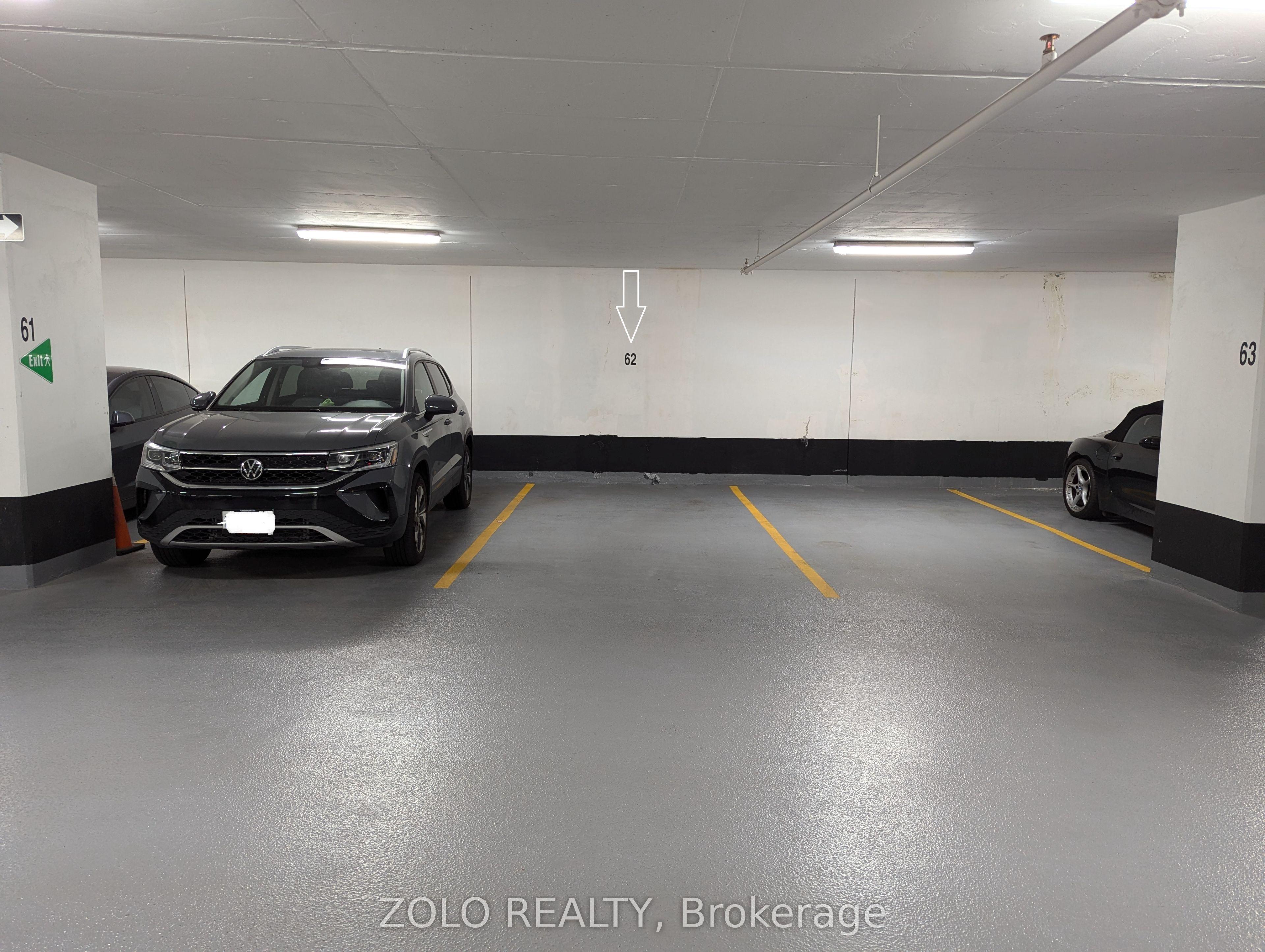 5180 Yonge Street Parking, Toronto, ON M2N 5P6