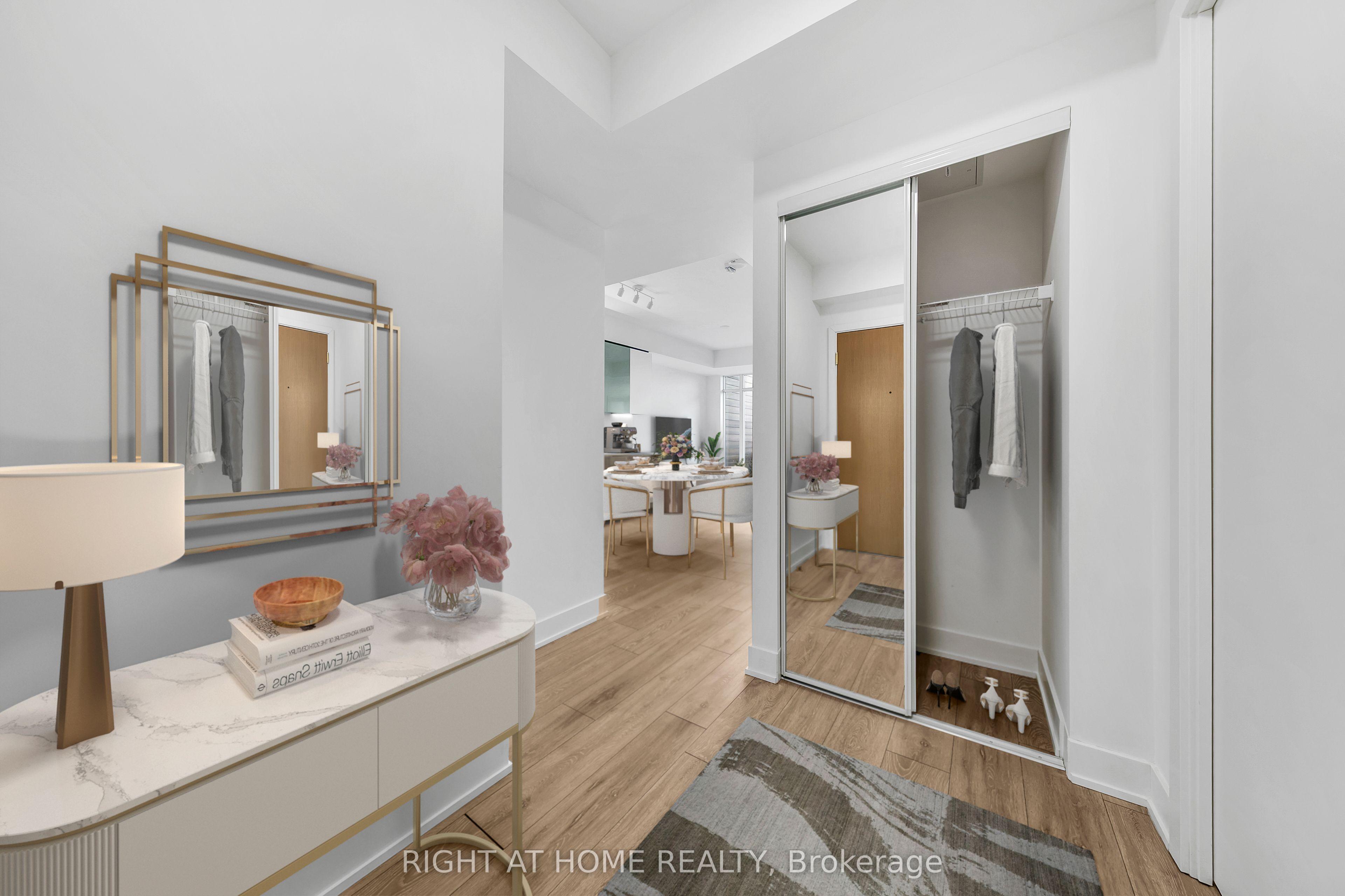 1285 E Queen Street E 403, Toronto, ON M4L 1C2