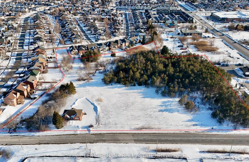 91 Columbus Road E, Whitby, ON L1M 1Z4