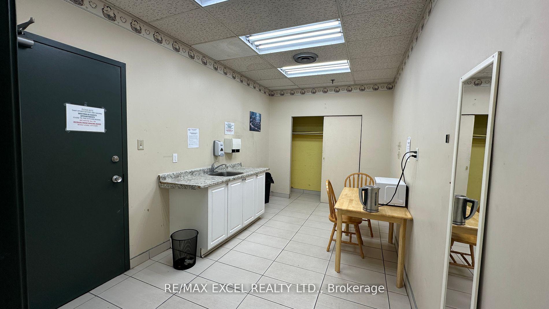 55 Nugget Avenue 230S, Toronto, ON M1S 3L1