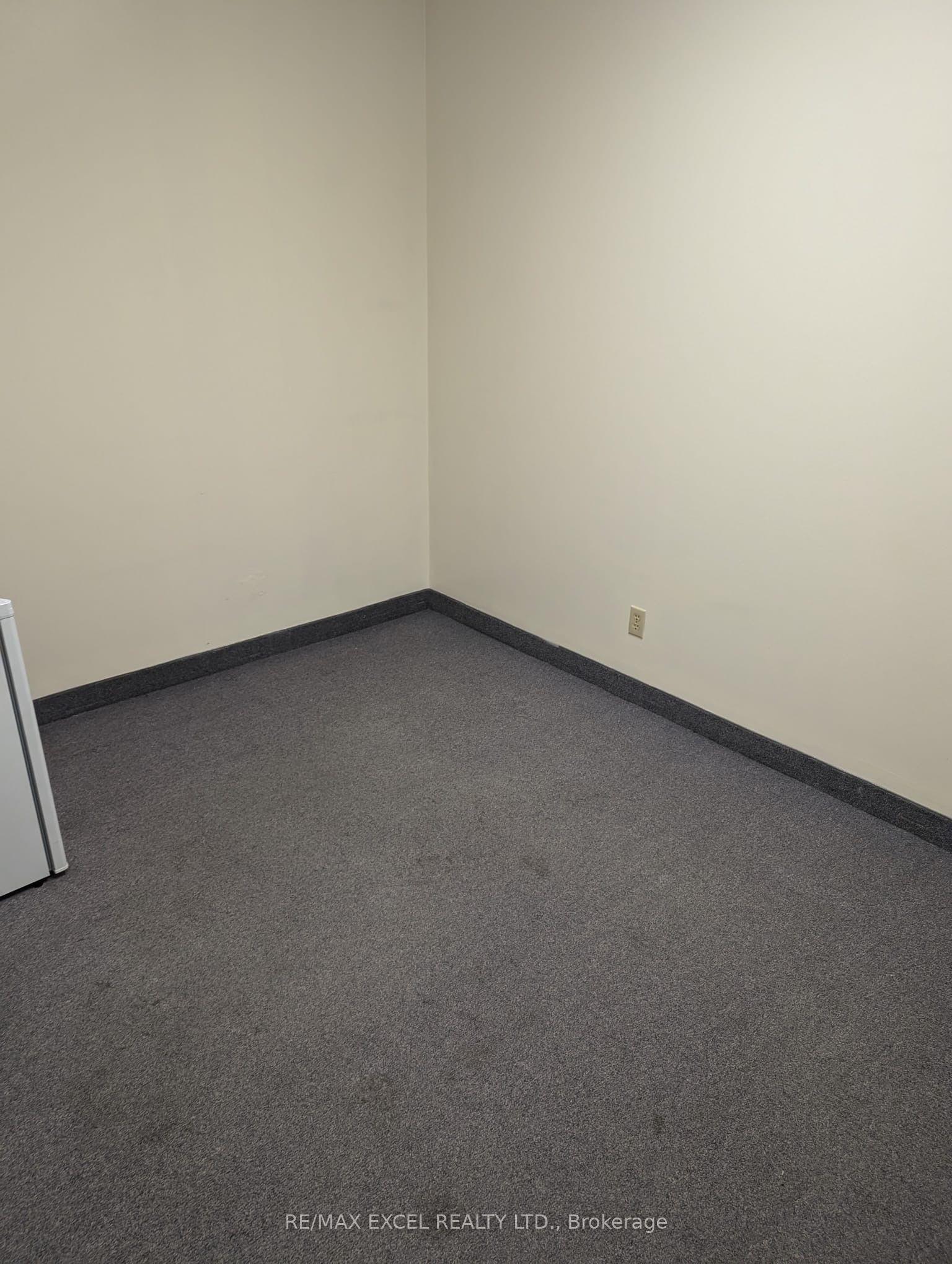 55 Nugget Avenue 223a, Toronto, ON M1S 3L1