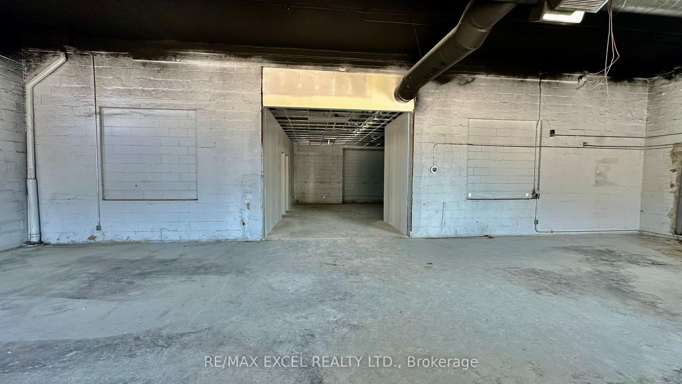 4530a Kingston Road, Toronto, ON M1E 2N8