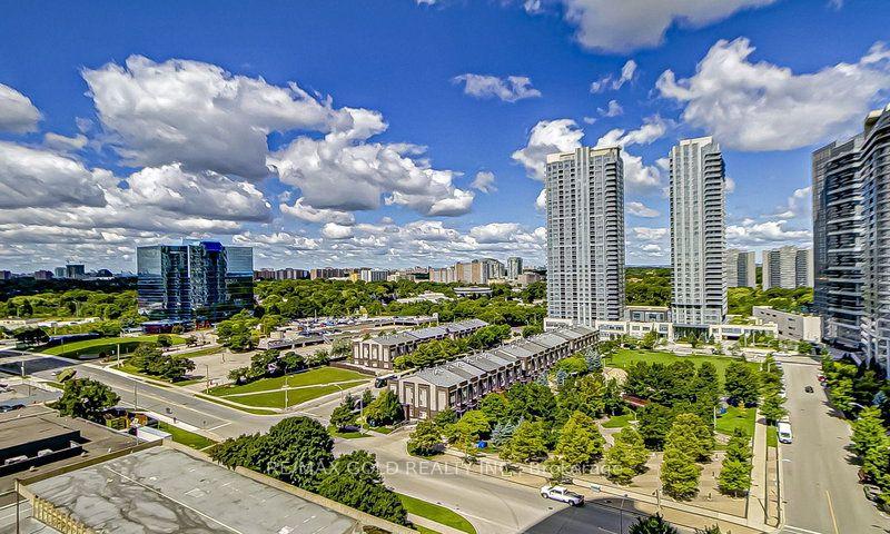 125 Village Green Square 84, Toronto, ON M1S 0G3