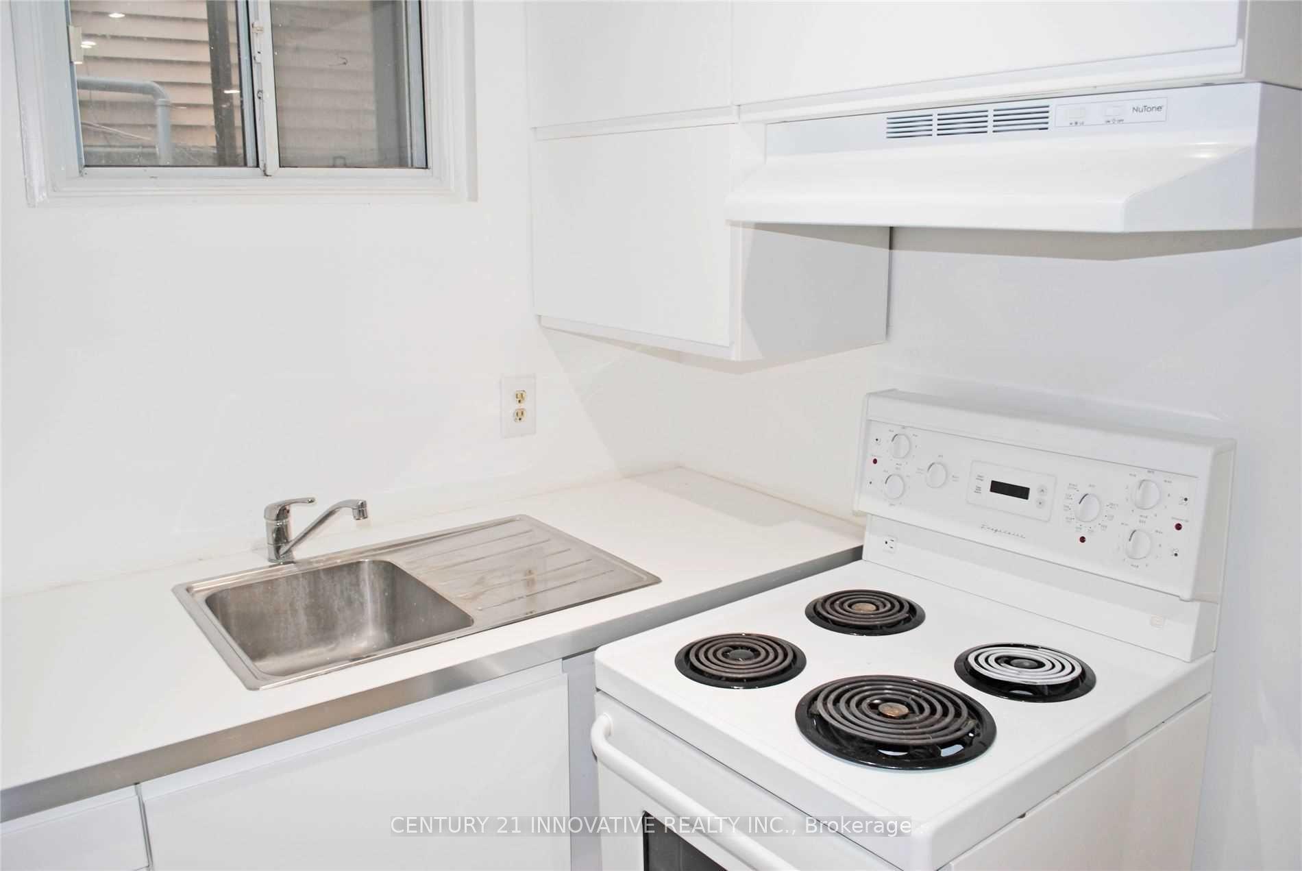 42 St Dunstan Drive Bsmt, Toronto, ON M1L 2V5