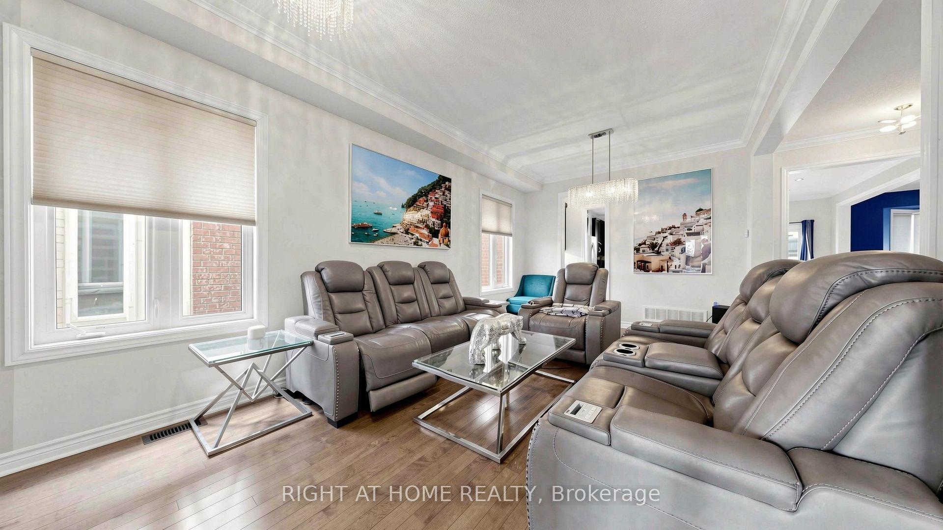 868 Wrenwood Drive, Oshawa, ON L1K 0V8