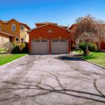 92 Hartrick Place, Whitby, ON L1R 2C3