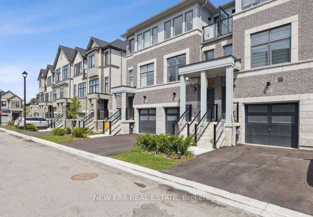 778 Kootenay Path, Oshawa, ON L1H 0A7