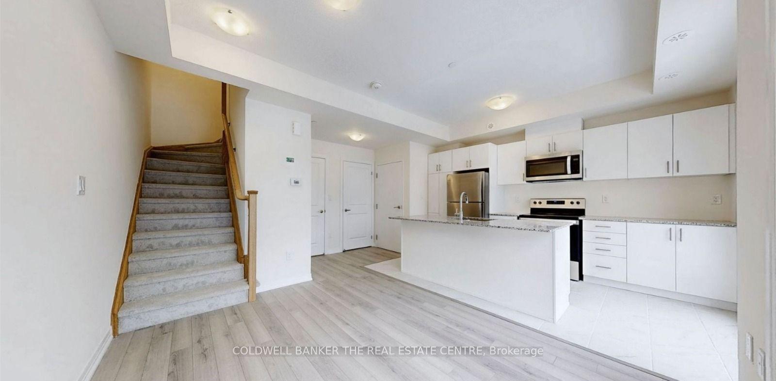 165 Tapscott Road 32, Toronto, ON M1B 0E8