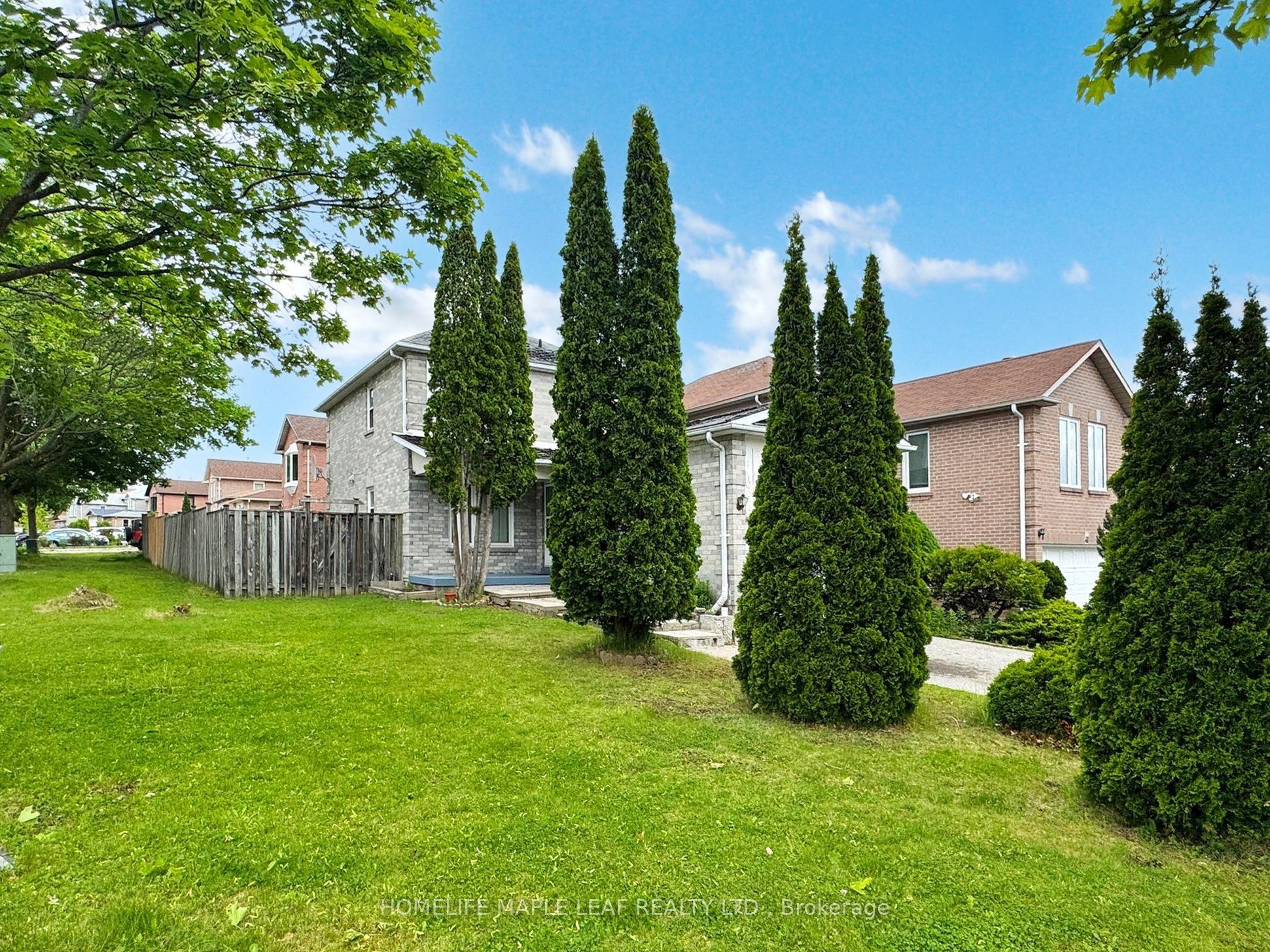 39 Lamay Crescent, Toronto, ON M1X 1J2